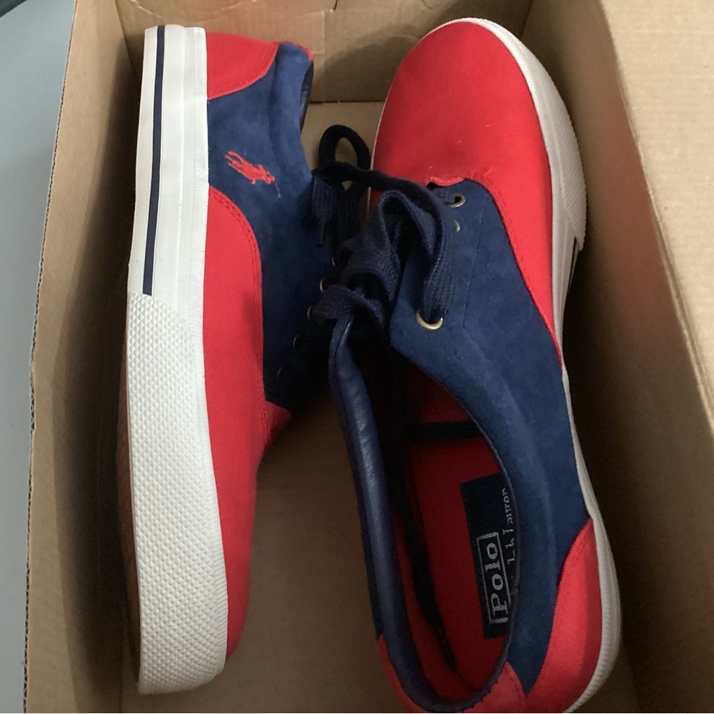 Polo tennis shoes